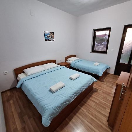 Studio Apartments Oleg Ohrid Esterno foto